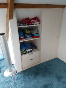 Kledingkast